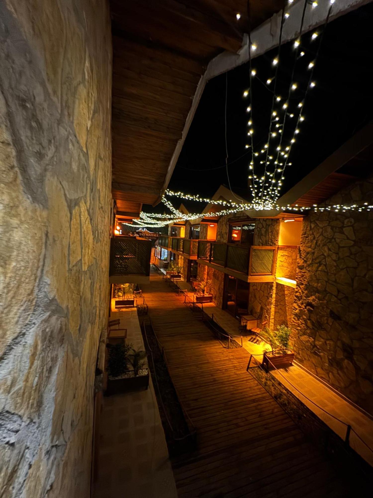 Tas Mahall Luxury Hotel Ağva Dış mekan fotoğraf