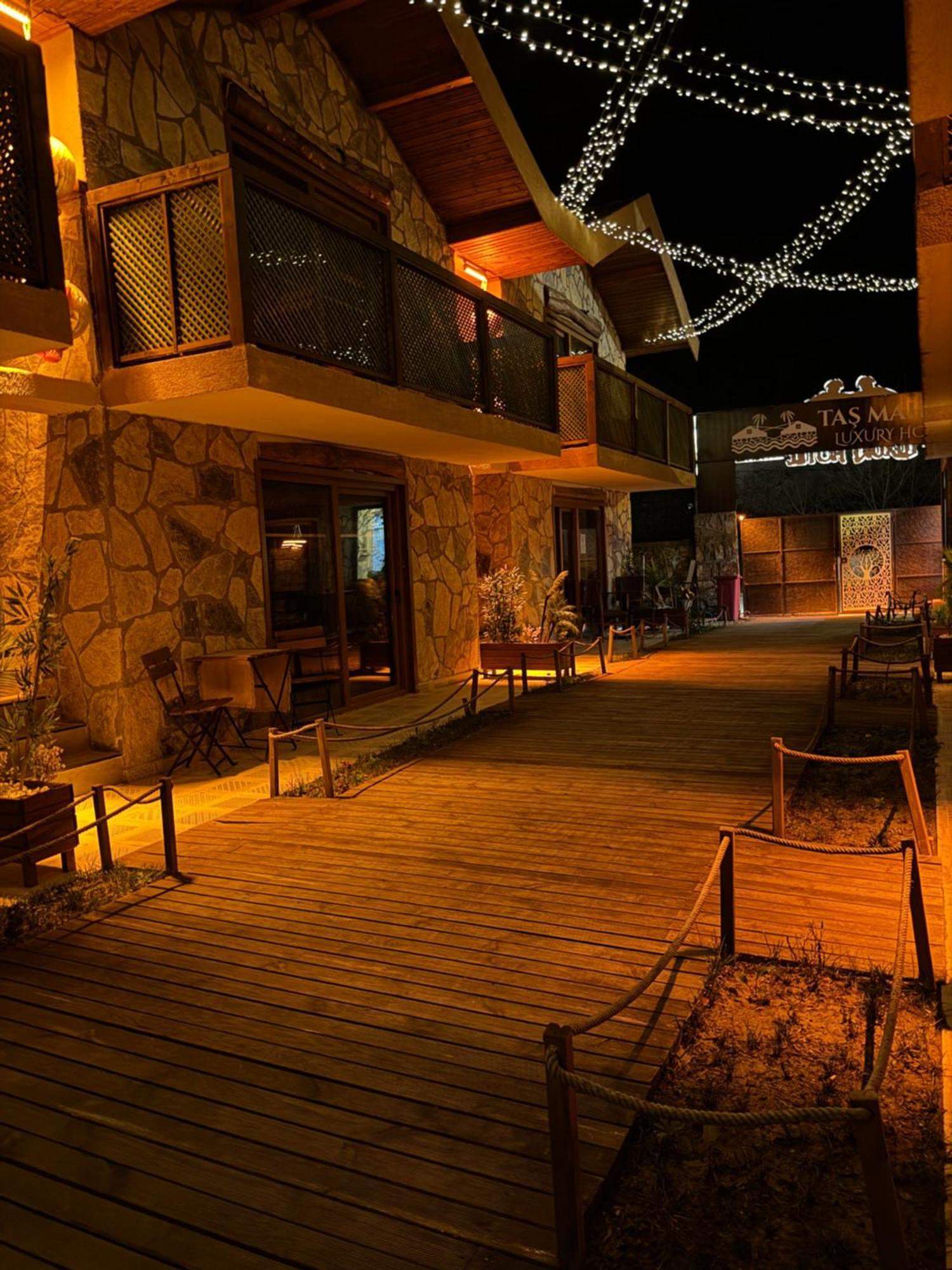 Tas Mahall Luxury Hotel Ağva Dış mekan fotoğraf